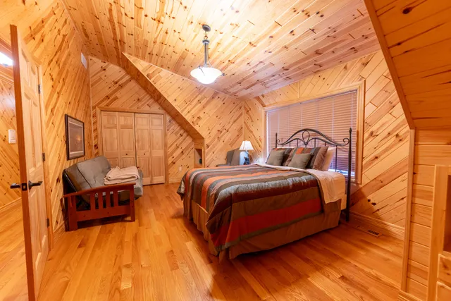 $4,149,000 | 404 Barry Drive, Alger, MI 48610