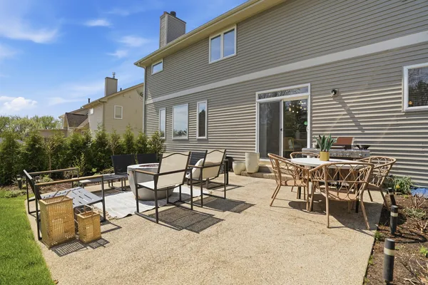 $530,000 | 34460 North Eastings Way, Gurnee, IL 60031