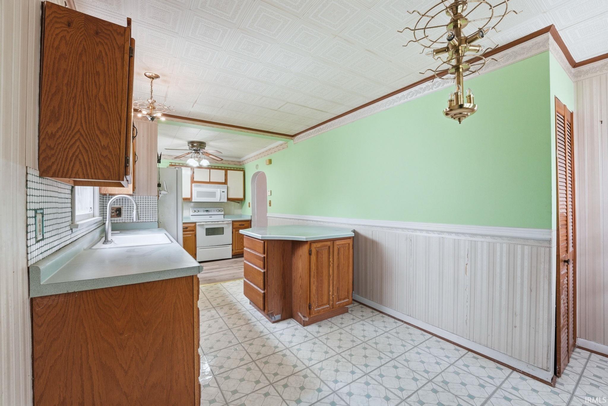 2908 Winter Street Fort Wayne, IN 46806 - Photo 13 of 35