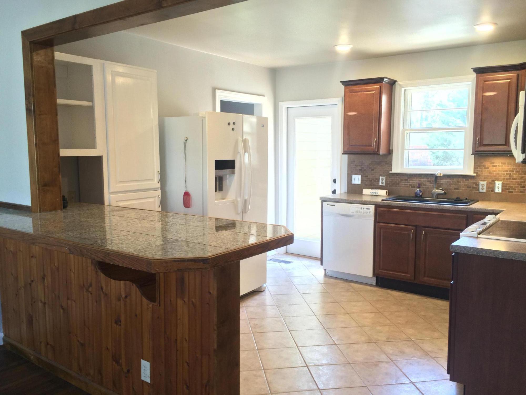 844 Linden Hall Road Chattanooga, TN 37415 - Photo 3 of 21 IMG_2322