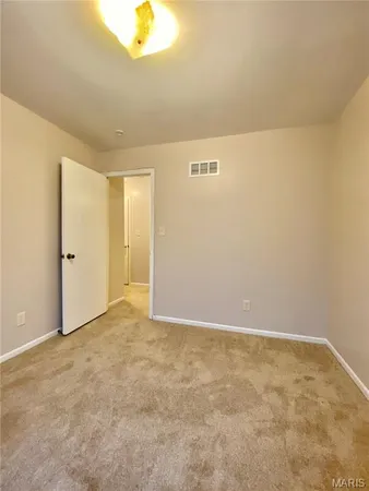 $1,300 | 3865 Crest Cir Drive, Arnold, MO 63010