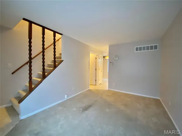 $1,300 | 3865 Crest Cir Drive, Arnold, MO 63010