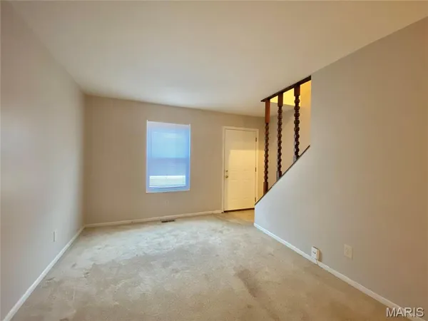 $1,300 | 3865 Crest Cir Drive, Arnold, MO 63010