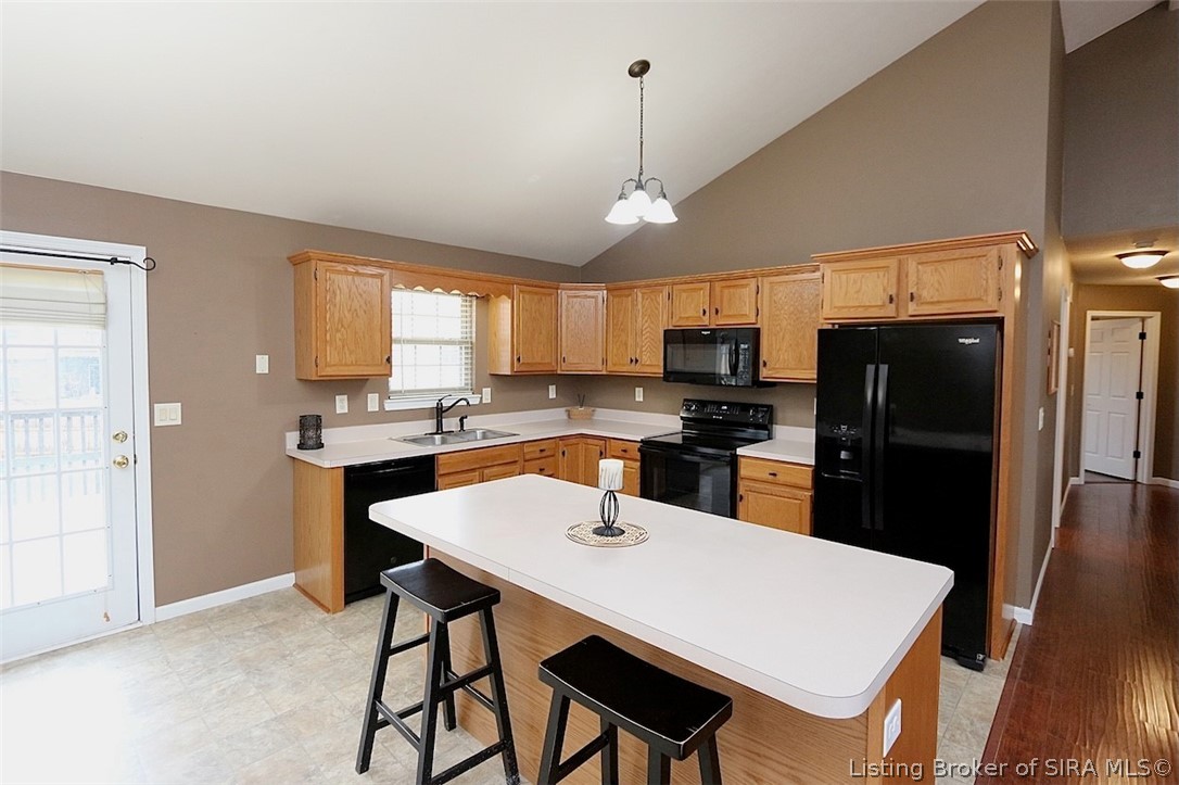 1010 Brookstone Court Georgetown, IN 47122 - Photo 7 of 50