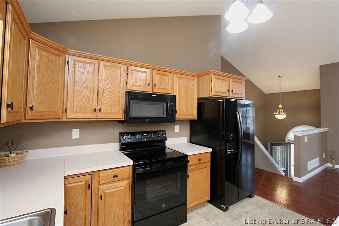 1010 Brookstone Court Georgetown, IN 47122 - Photo 8 of 50