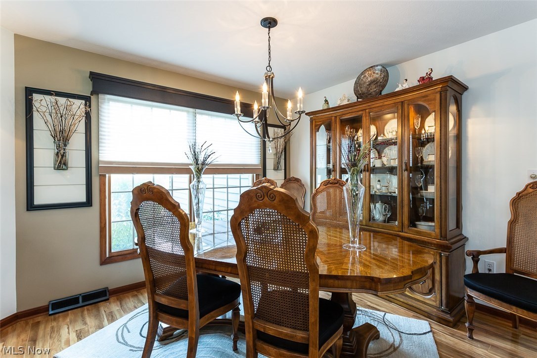 13092 Whitney Road Strongsville, OH 44136 - Photo 6 of 31 Gallery Image 6