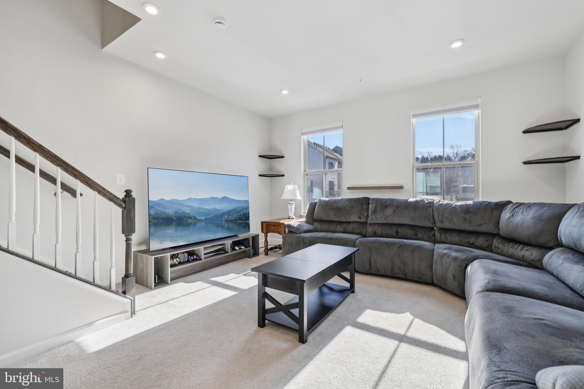 8058 Big Roundtop Road Fort George G Meade, MD 20755 - Photo 7 of 27 Living Room