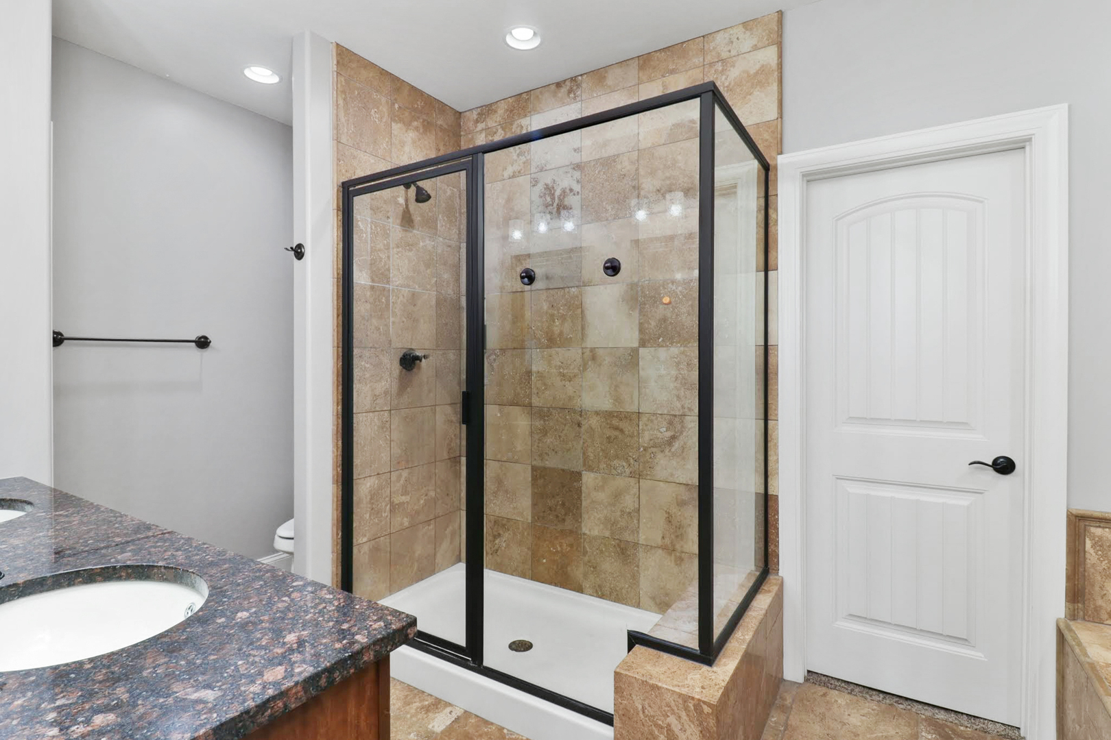 5108 Londonderry Road Bloomington, IL 61705 - Photo 17 of 37 Gallery Image 17