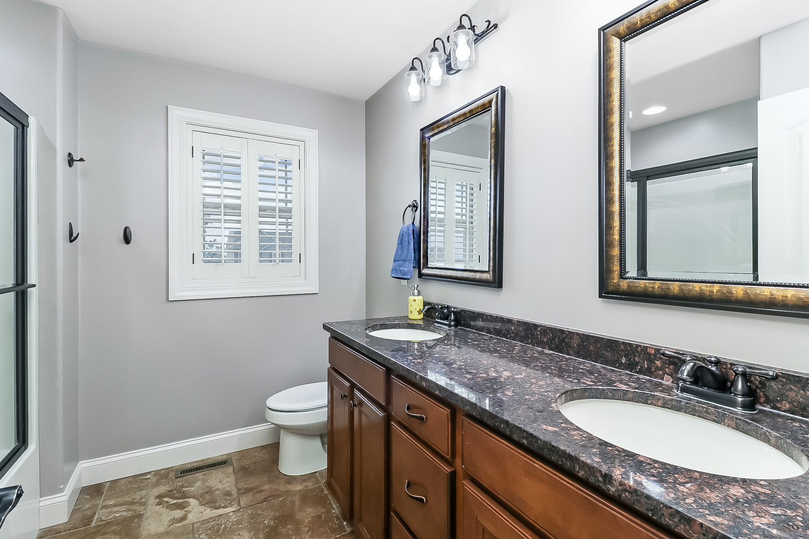 5108 Londonderry Road Bloomington, IL 61705 - Photo 22 of 37 Gallery Image 22