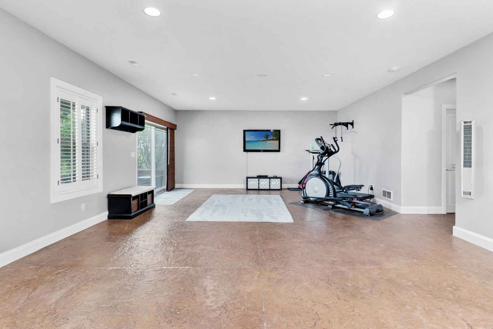 5108 Londonderry Road Bloomington, IL 61705 - Photo 33 of 37 Gallery Image 33