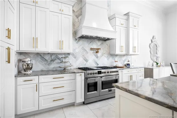 $3,995,000 | 1000 Northeast Wright Avenue, Jensen Beach, FL 34957