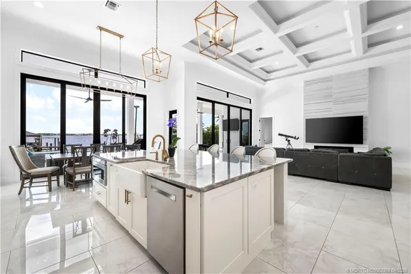 $3,995,000 | 1000 Northeast Wright Avenue, Jensen Beach, FL 34957