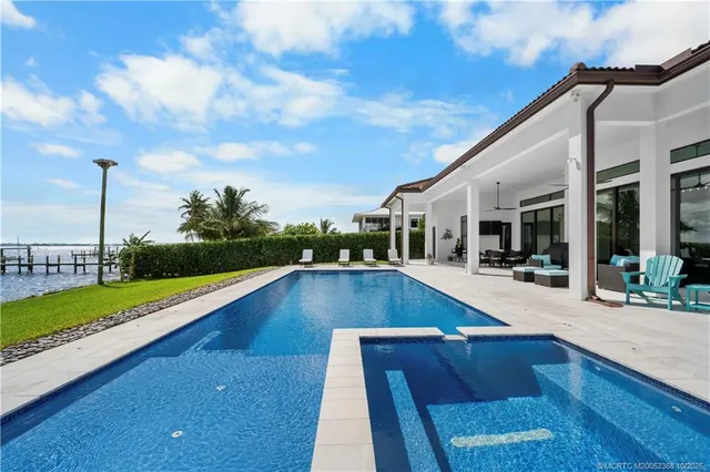 $4,850,000 | 1000 Northeast Wright Avenue, Jensen Beach, FL 34957