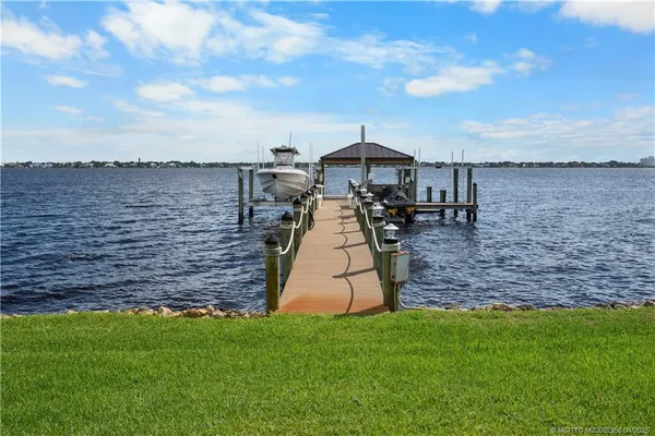 $3,995,000 | 1000 Northeast Wright Avenue, Jensen Beach, FL 34957