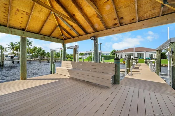 $3,995,000 | 1000 Northeast Wright Avenue, Jensen Beach, FL 34957