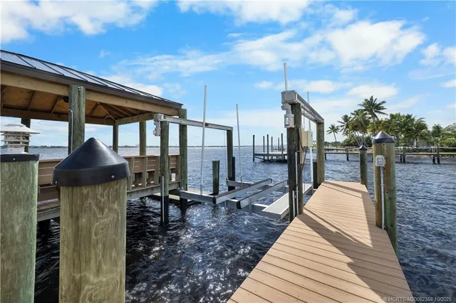 $4,850,000 | 1000 Northeast Wright Avenue, Jensen Beach, FL 34957