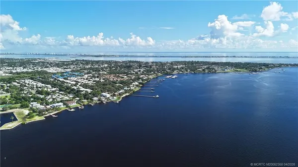 $3,995,000 | 1000 Northeast Wright Avenue, Jensen Beach, FL 34957
