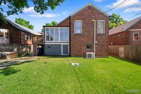$424,900 | 8510 Antler Drive, Richmond Heights, MO 63117