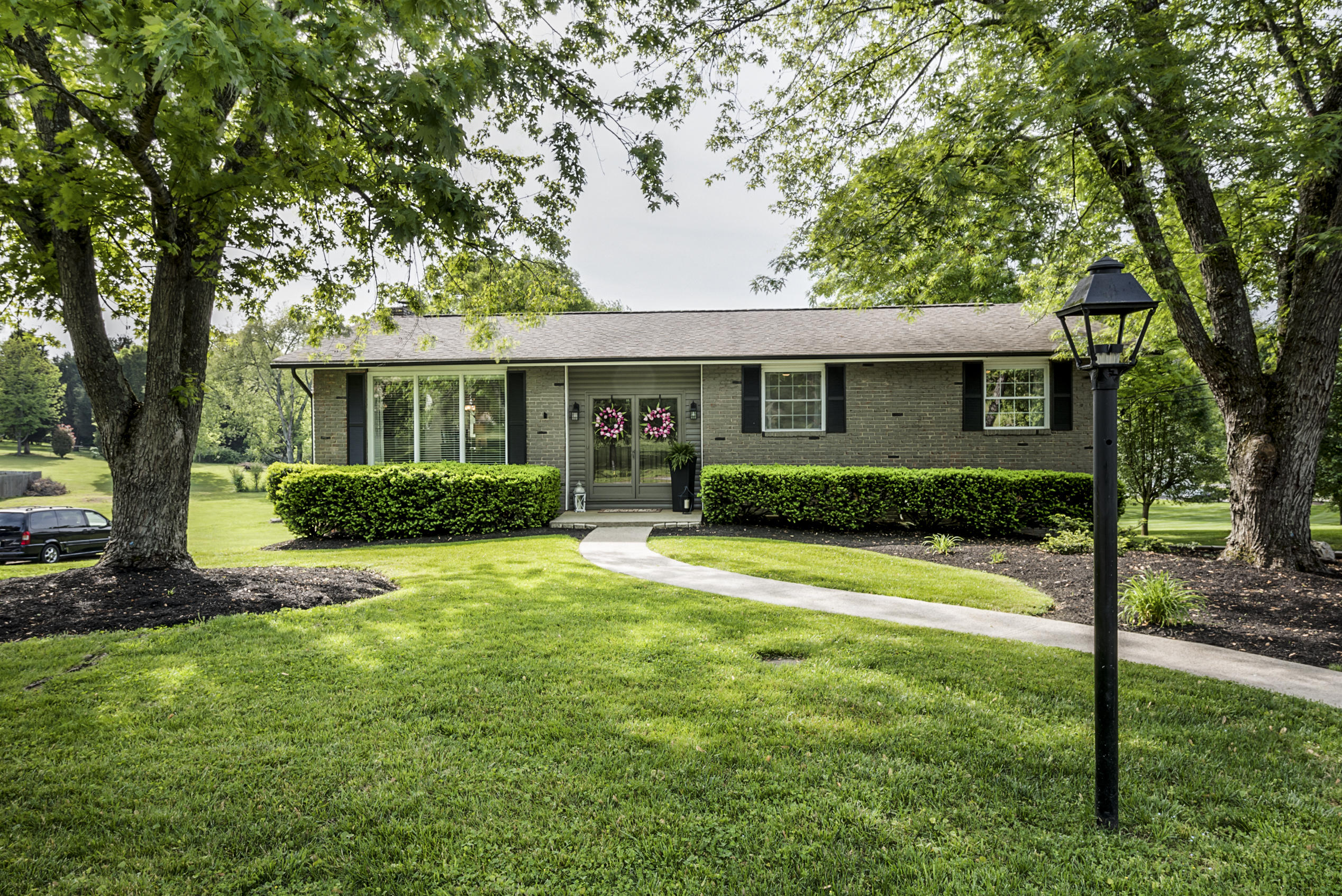 908 Kevin Road Knoxville, TN 37923 - Photo 1 of 28 908_Kevin_101