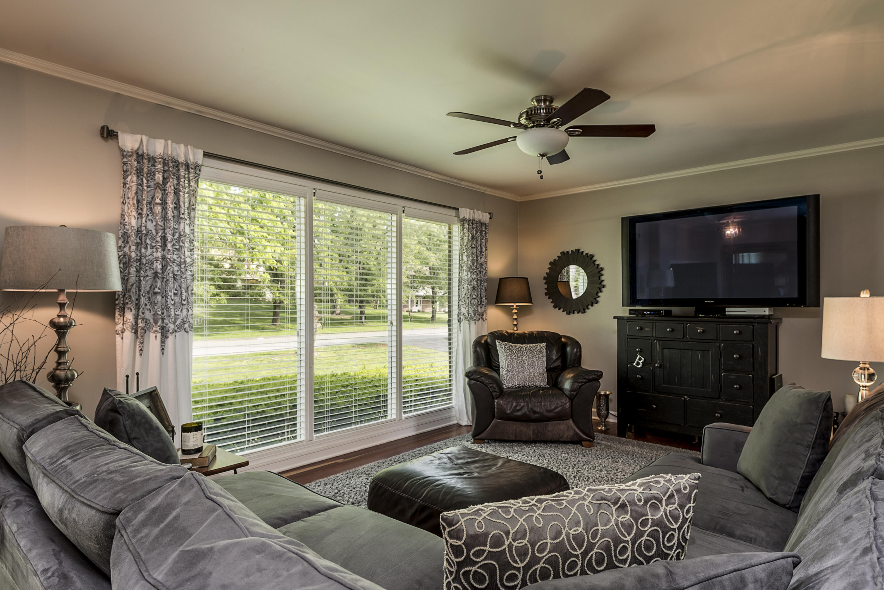 908 Kevin Road Knoxville, TN 37923 - Photo 4 of 28 908_Kevin_104