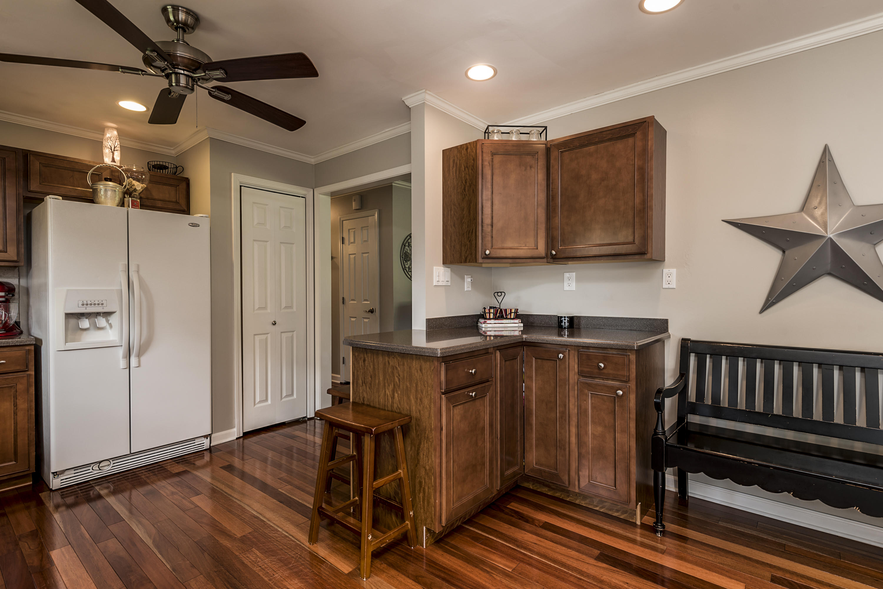 908 Kevin Road Knoxville, TN 37923 - Photo 8 of 28 908_Kevin_108