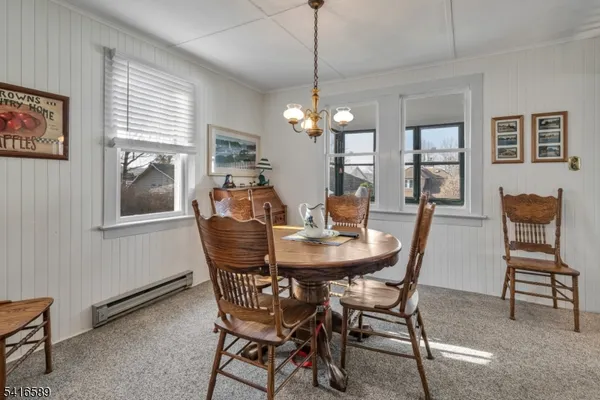$399,900 | 6 Lakeview Avenue, Budd Lake, NJ 07828