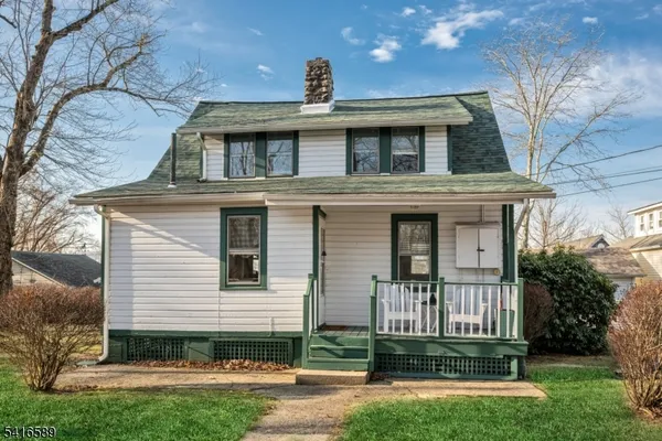 $399,900 | 6 Lakeview Avenue, Budd Lake, NJ 07828