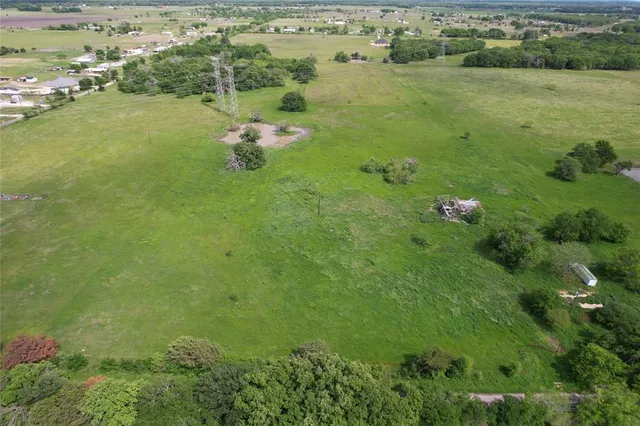 a view of a garden with a lake
