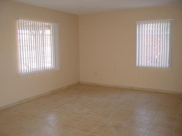 1517 West Thomas Road, Unit 1 Phoenix, AZ 85015 - Photo 5 of 7 05
