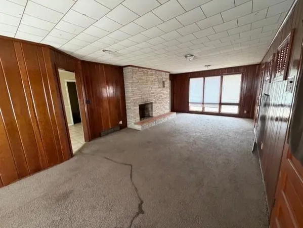 $350,000 | 136 Highway 13, Warrensburg, MO 64093