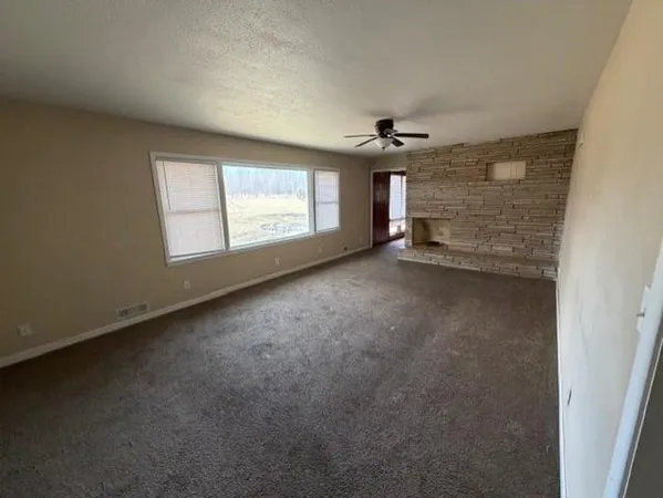 $350,000 | 136 Highway 13, Warrensburg, MO 64093
