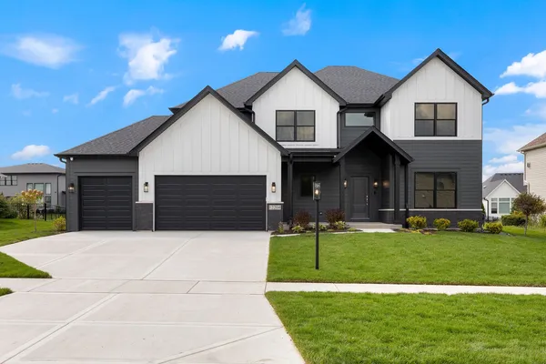 $1,499,000 | 1033 Emerald Drive, Naperville, IL 60540