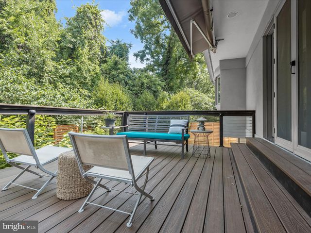 $1,700,000 | 4711 24th Road North, Arlington, VA 22207