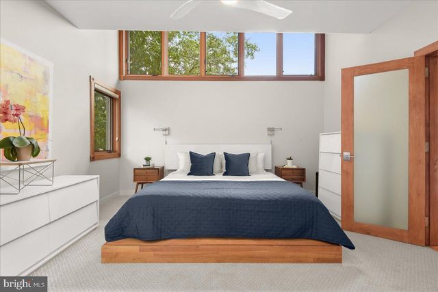 $1,700,000 | 4711 24th Road North, Arlington, VA 22207