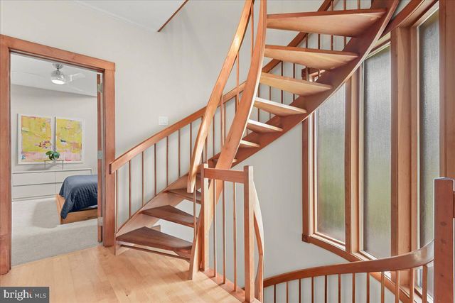 $1,700,000 | 4711 24th Road North, Arlington, VA 22207