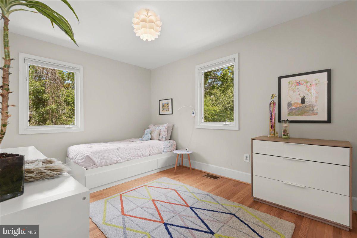 4711 24th Road North Arlington, VA 22207 - Photo 54 of 106 3rd bedroom