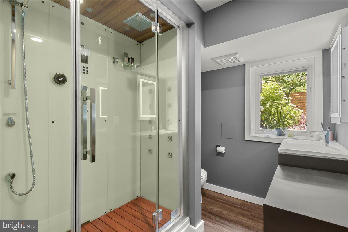 4711 24th Road North Arlington, VA 22207 - Photo 66 of 106 4th full bath with Steam shower