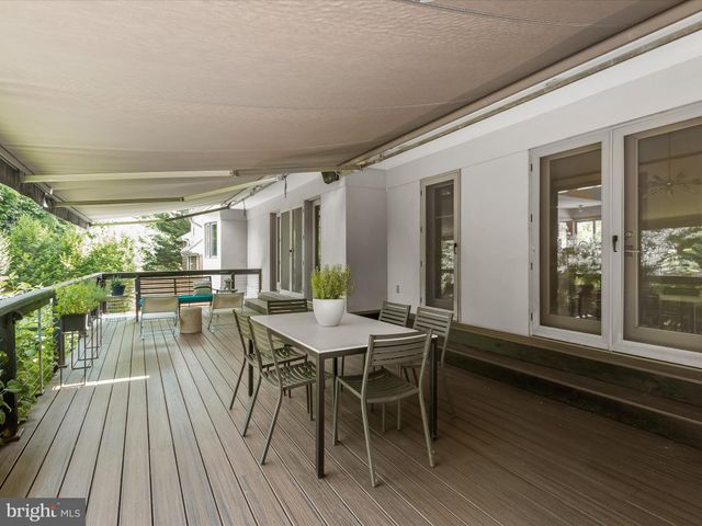 $1,700,000 | 4711 24th Road North, Arlington, VA 22207