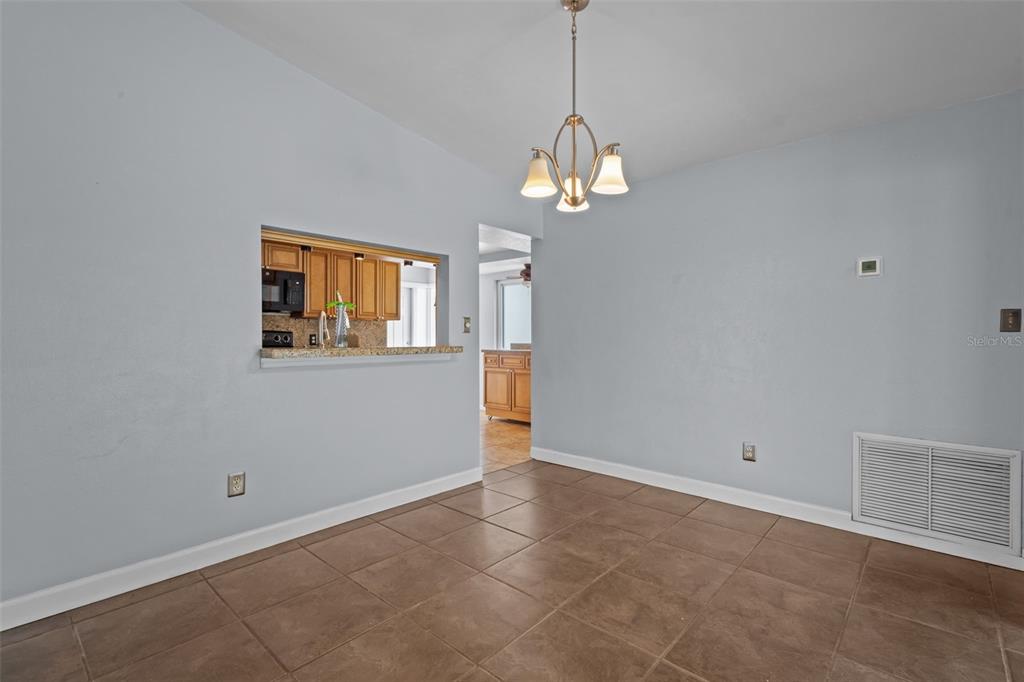2075 North Keene Road Clearwater, FL 33755 - Photo 15 of 39 Gallery Image 15