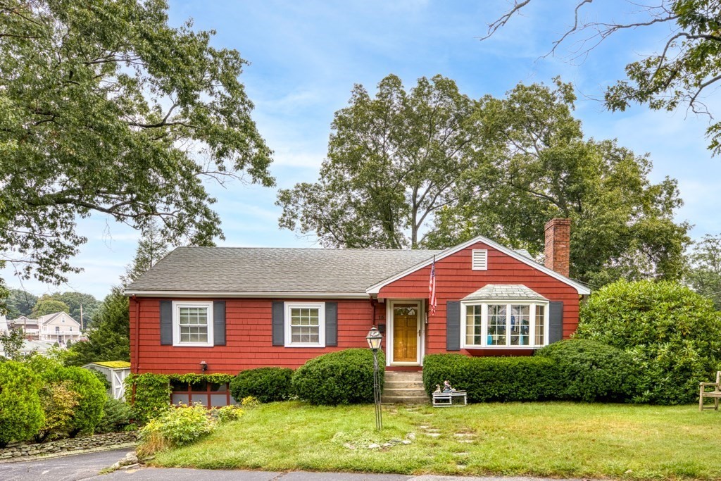 15 Harding Road Wakefield, MA 01880 - Photo 1 of 37 Gallery Image 1