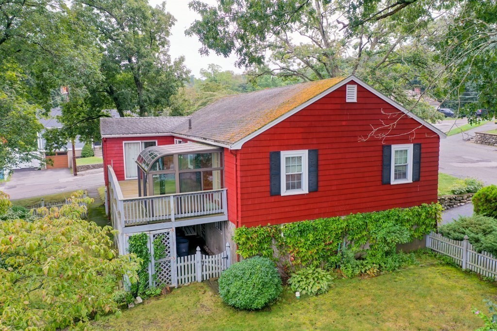 15 Harding Road Wakefield, MA 01880 - Photo 24 of 37 Gallery Image 24