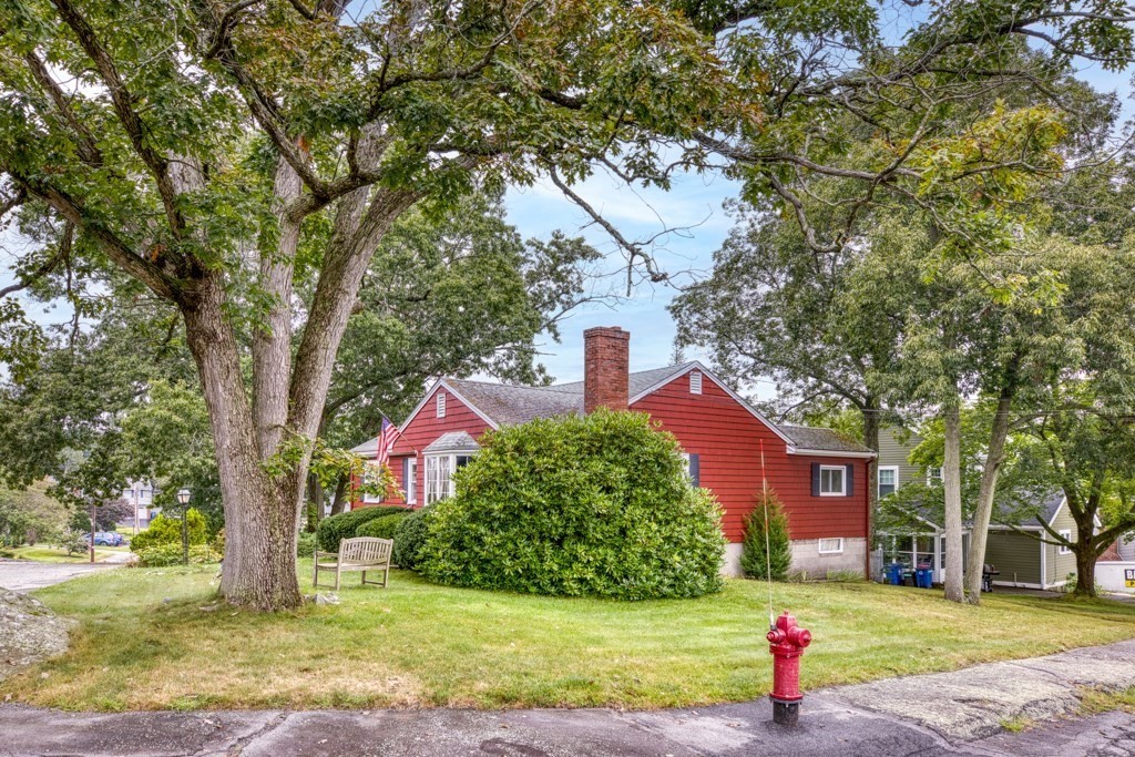 15 Harding Road Wakefield, MA 01880 - Photo 31 of 37 Gallery Image 31
