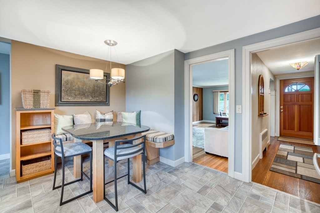 15 Harding Road Wakefield, MA 01880 - Photo 7 of 37 Gallery Image 7