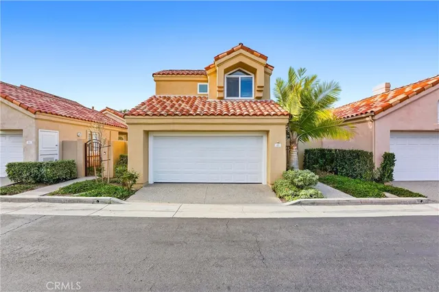 $2,499,000 | 63 Shearwater Place, Newport Beach, CA 92660