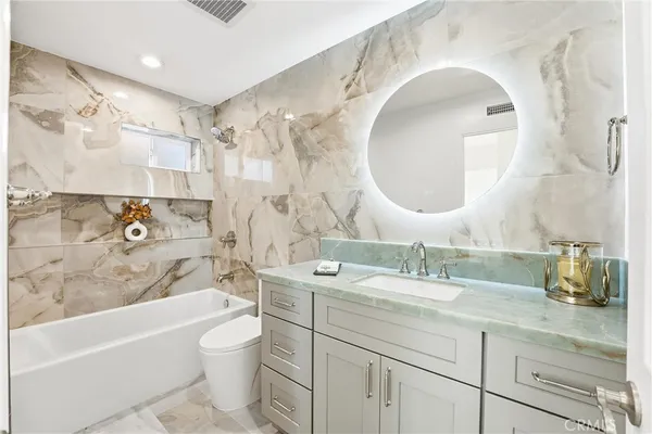 $2,399,000 | 63 Shearwater Place, Newport Beach, CA 92660
