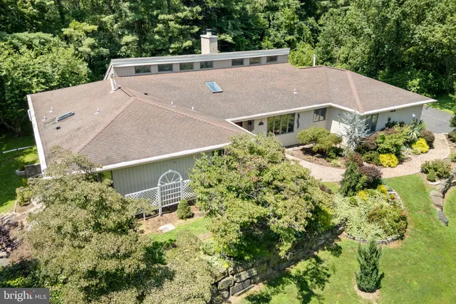 $885,000 | 12 Oak Place, Princeton, NJ 08540