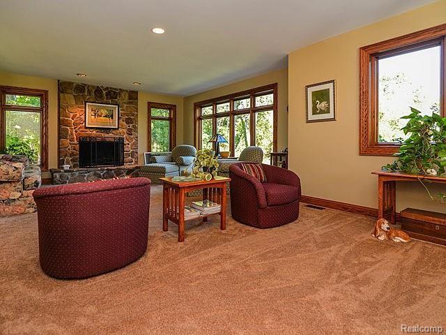 3010 County Farm Road Howell, MI 48843 - Photo 9 of 50 Plenty of windows for natural light