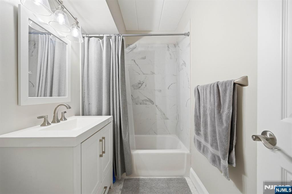 25 Jefferson Street, Unit 2F Hackensack, NJ 07601 - Photo 23 of 29