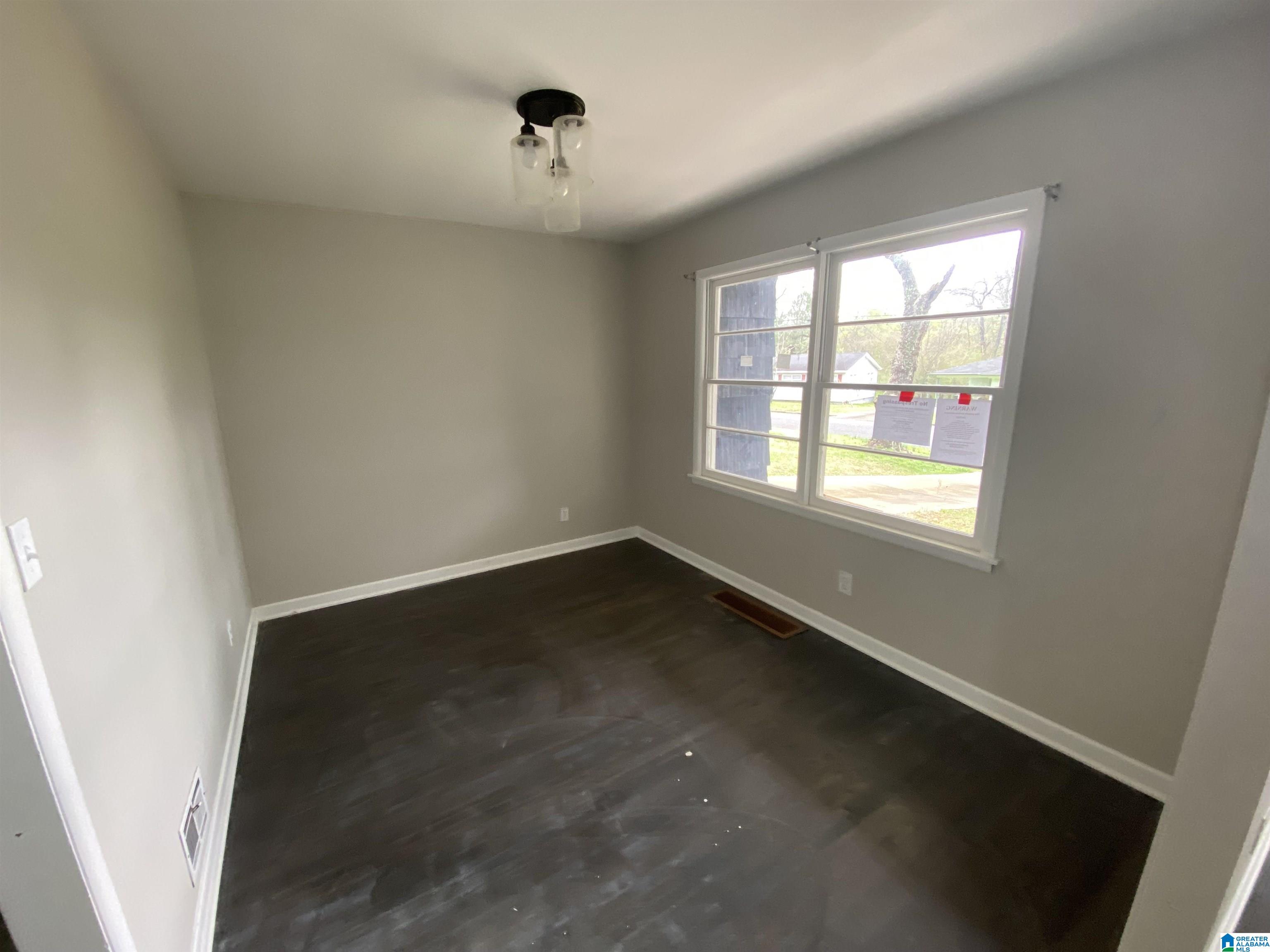 544 Camellia Road Birmingham, AL 35215 - Photo 2 of 38