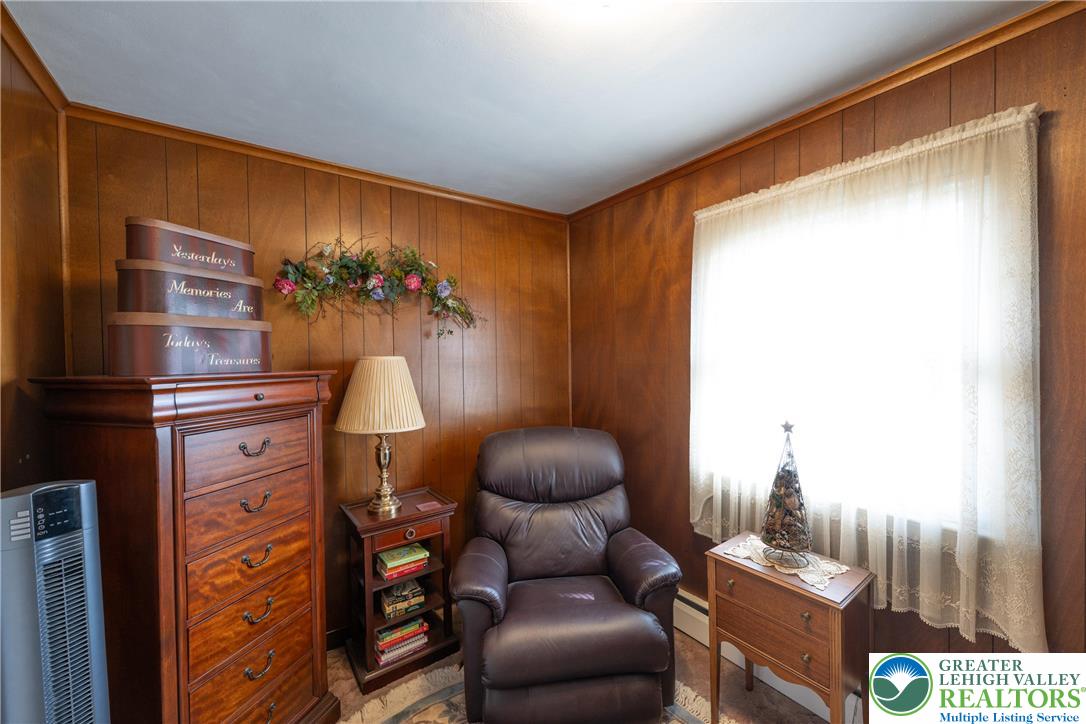 5556 Park Valley Road Schnecksville, PA 18078 - Photo 17 of 33